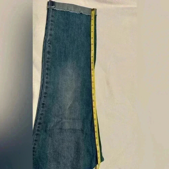 Sound/Style Hope Straight Leg Ankle Jeans. Size 10 - Picture 11 of 14
